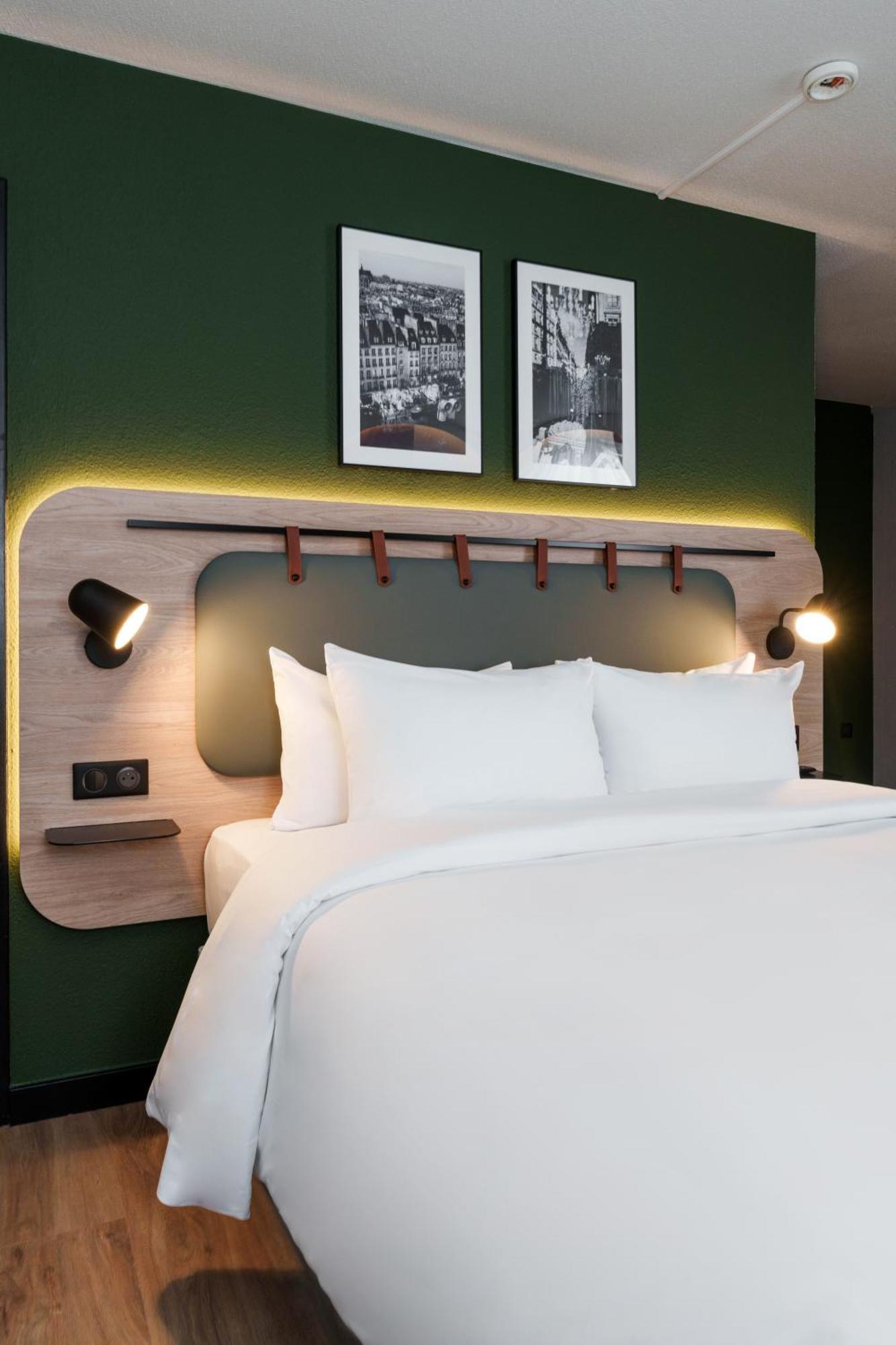 Hotel Campanile Prime 19 - La Parijs